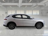  Alfa Romeo   STELVIO ALFA ROMEO / 2017 / 5P / SUV 2.2 TD 190 CV SUPER BUSINESS AT8 Q4 #7