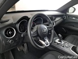 Alfa Romeo   STELVIO ALFA ROMEO / 2017 / 5P / SUV 2.2 TD 190 CV SUPER BUSINESS AT8 Q4 #76