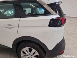  Peugeot  5008 PEUGEOT  / 2017 / 5P / SUV BLUEHDI 130 BUSINESS EAT8 S/S AUT. #58