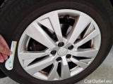  Peugeot  5008 PEUGEOT  / 2017 / 5P / SUV BLUEHDI 130 BUSINESS EAT8 S/S AUT. #104