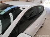  Renault  Clio RENAULT  / 2019 / 5P / BERLINA 1.5 DCI BLUE 74KW BUSINESS #29