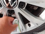  Volkswagen  Tiguan VOLKSWAGEN  / 2020 / 5P / SUV 2.0 TDI SCR 110KW LIFE DSG #126