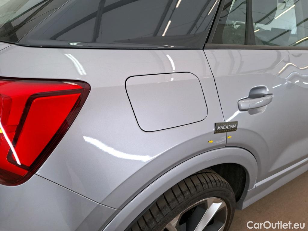  Audi  Q2  Design Luxe Quattro 2.0 TFSI 190CV BVA7 E6 #8