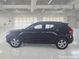  Volvo  XC 40 VOLVO XC40 / 2017 / 5P / SUV T2 MOMENTUM CORE #8