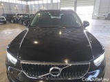  Volvo  XC 40 VOLVO XC40 / 2017 / 5P / SUV T2 MOMENTUM CORE #32