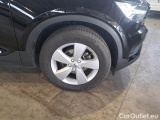  Volvo  XC 40 VOLVO XC40 / 2017 / 5P / SUV T2 MOMENTUM CORE #91