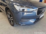  Volvo  XC60 VOLVO  / 2017 / 5P / SUV B4 D AWD AUTOMATICO MOMENTUM PRO #24