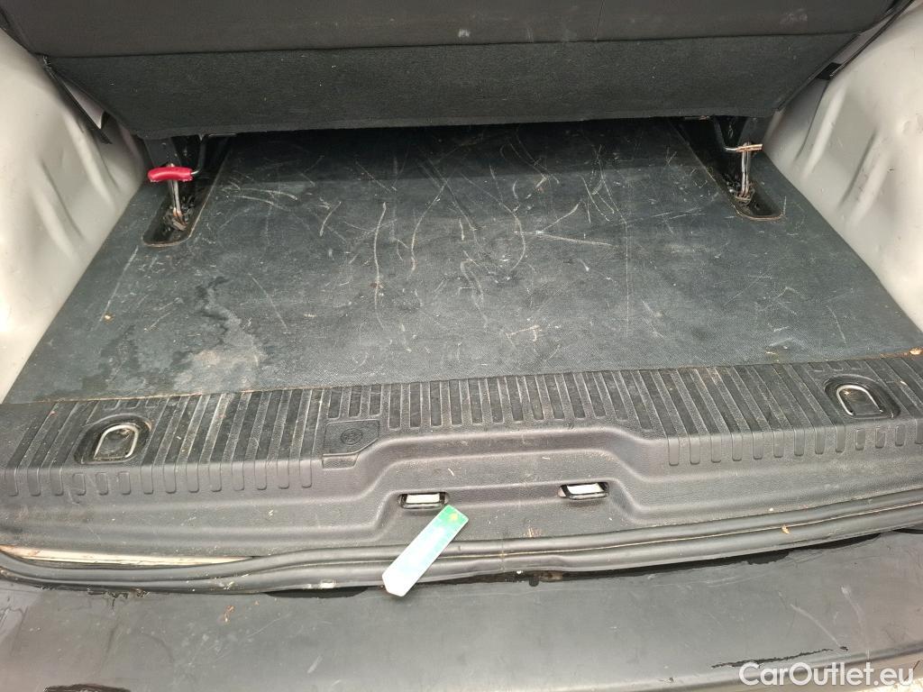  Citroen  Jumpy CITROEN  4p Combi Taille M BlueHDi 115 S&S BVM6 Confort #19