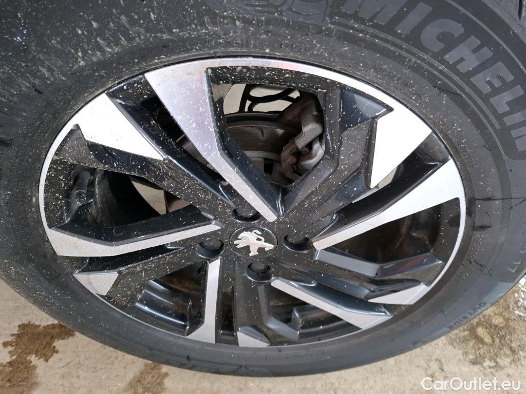  Peugeot  2008 PEUGEOT  / 2019 / 5P / Crossover PureTech 130 S&S EAT8 ALLURE BUSINESS #14