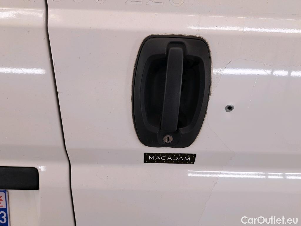  Peugeot  Boxer PEUGEOT  VU 4p Fourgon 2.0 BLUEHDI 110 PREMIUM 333 L1H1 #15