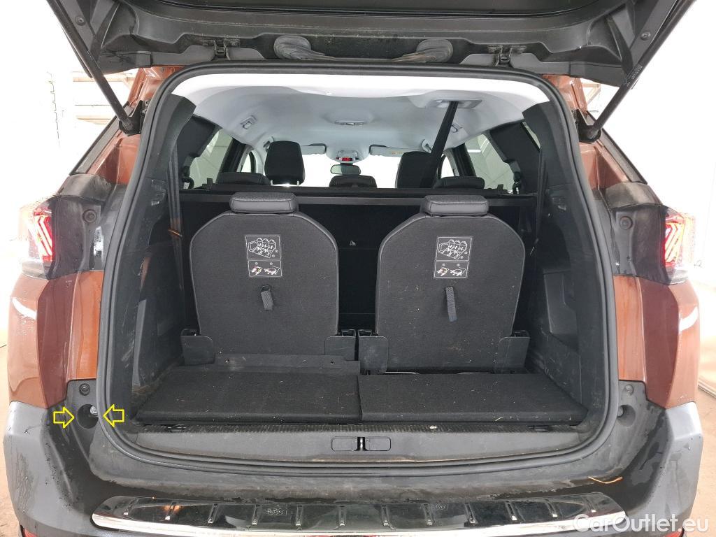  Peugeot  5008  Allure 1.2 PureTech 130CV BVM6 7 Sieges E6d #46