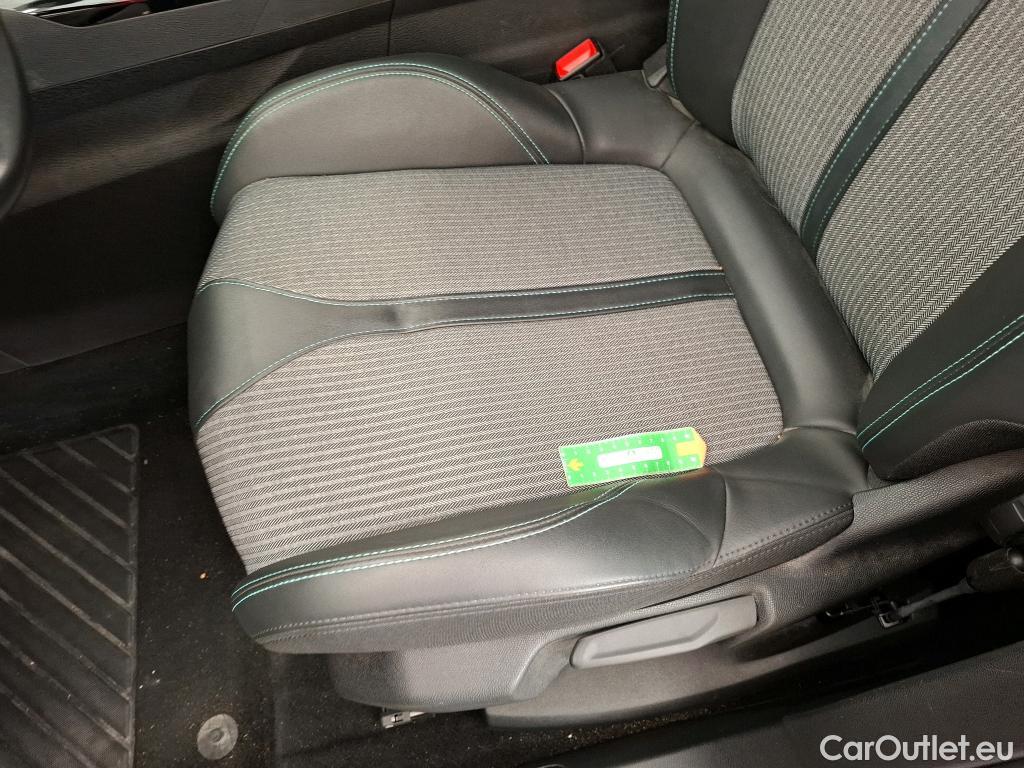  Peugeot  3008  Allure Pack 1.5 HDi 130CV BVA8 E6d #3