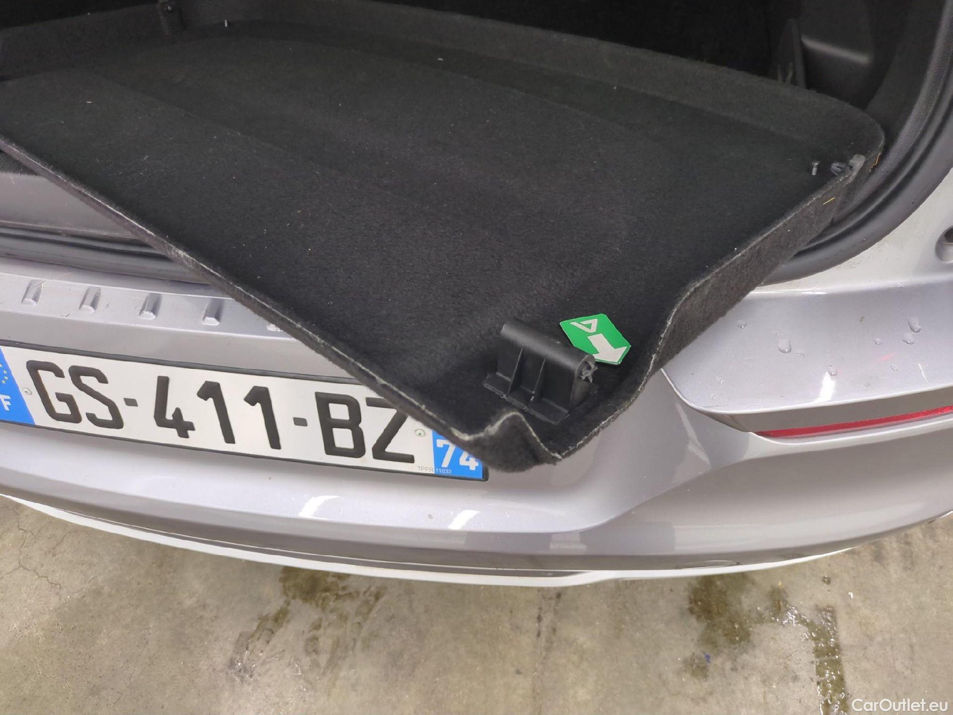  Opel   Grandland X Grandland X Business Elegance 1.5 130CV BVA8 6E #2
