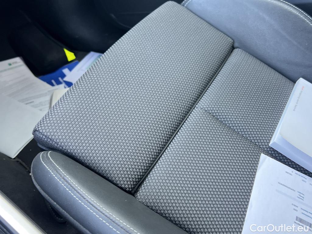  Audi  Q5 AUDI  / 2020 / 5P / todoterreno Black line 35 TDI 120kW S tronic #2