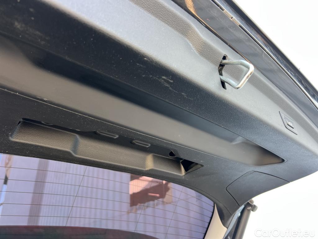  Bmw  X2 BMW  / 2017 / 5P / todoterreno sDrive18d #25
