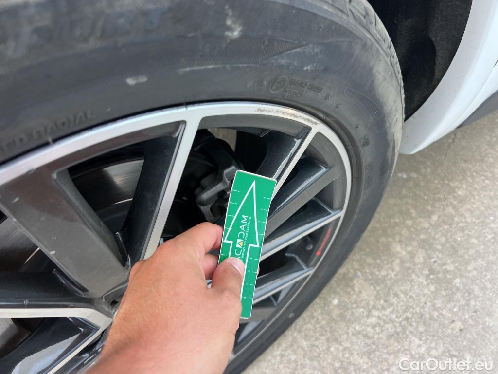  Audi  Q5 AUDI  / 2020 / 5P / todoterreno Black line 35 TDI 120kW S tronic #4
