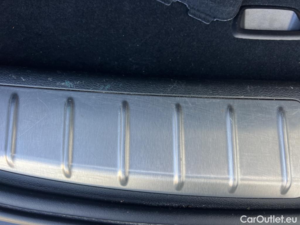  Bmw  X2 BMW  / 2017 / 5P / todoterreno sDrive18d #34