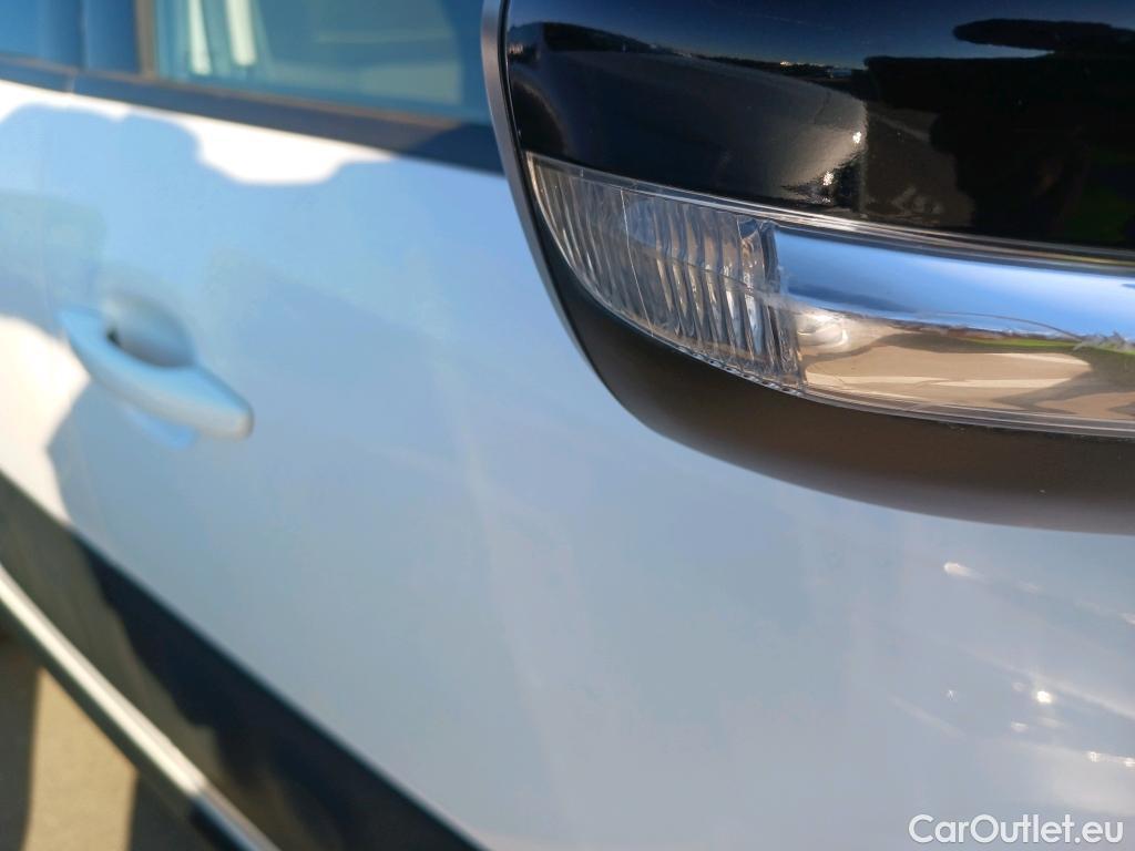  Citroen  C3  Shine 1.2 PureTech 80CV MT5 E6dT #10