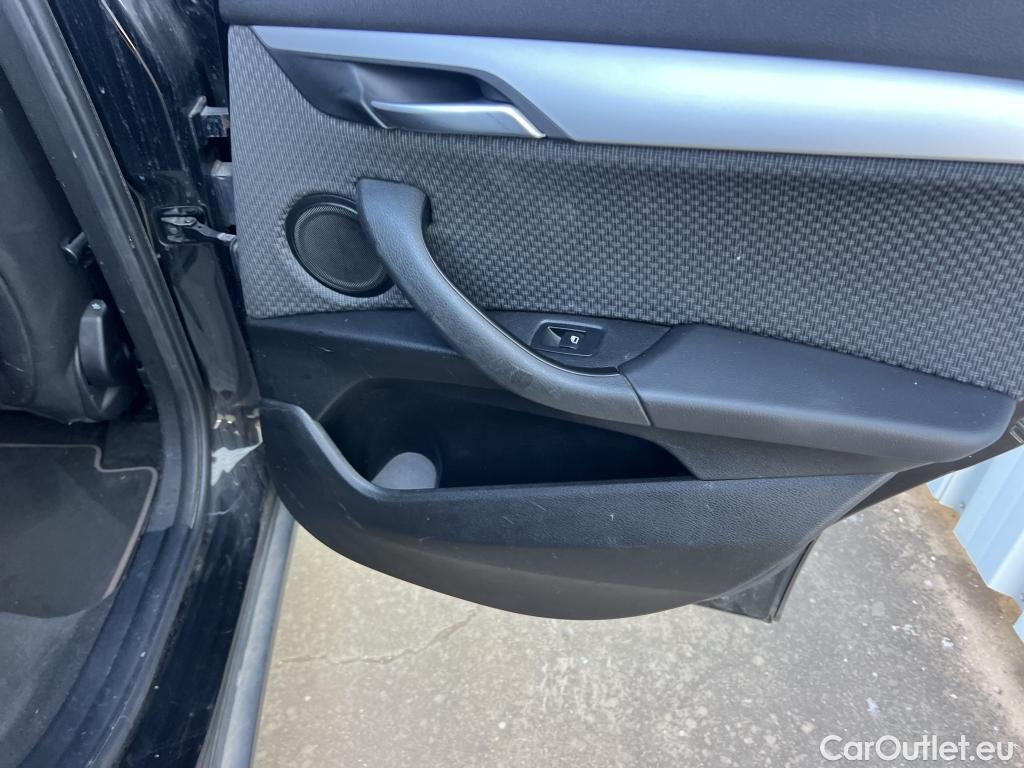  Bmw  X2 BMW  / 2017 / 5P / todoterreno sDrive18d #21
