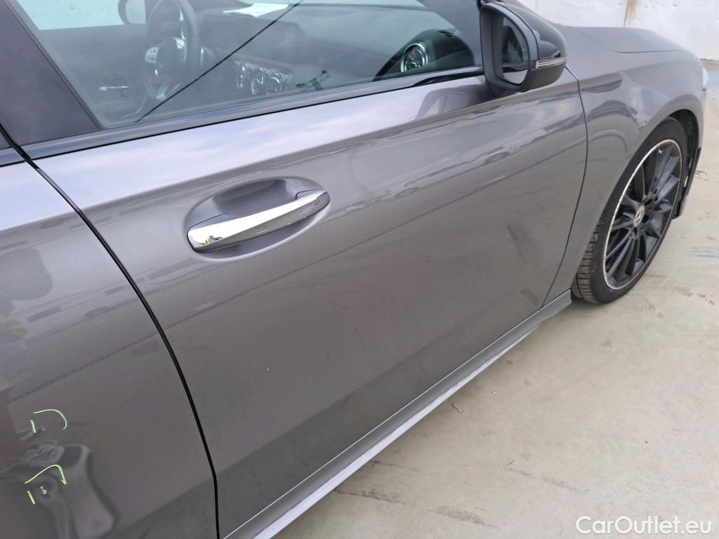  Mercedes  A-Klasse Clase A Sedán A 200 d (117.112)Premium-Pack AMG Line 150CV AT8 E6d #30