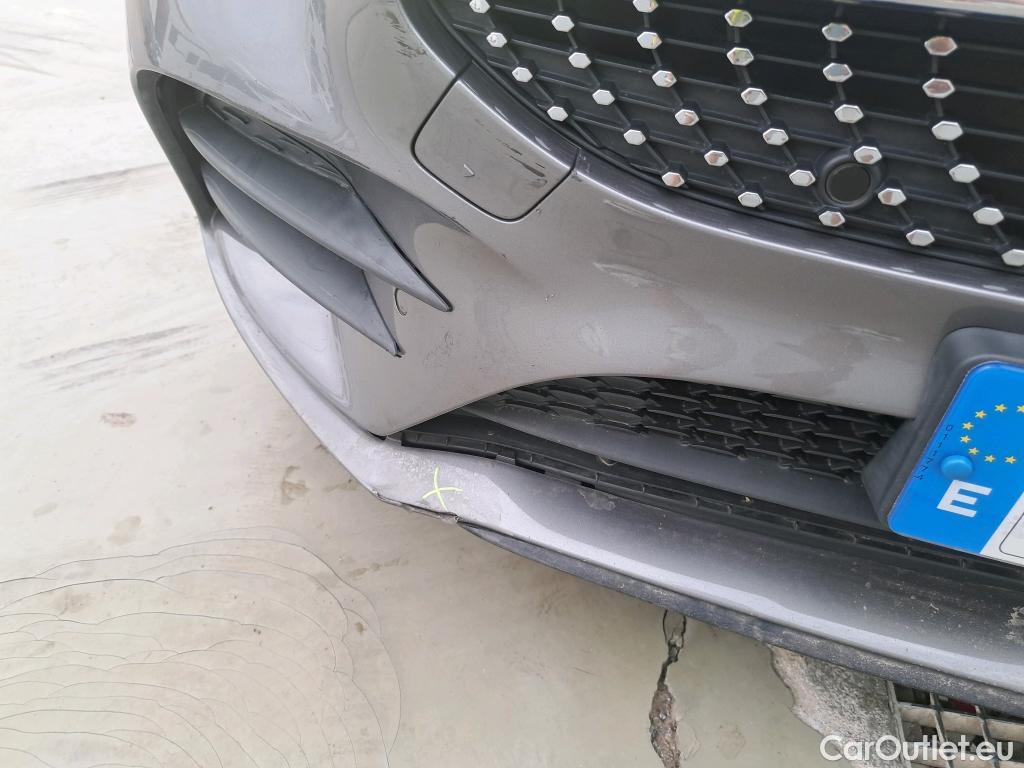  Mercedes  A-Klasse Clase A Sedán A 200 d (117.112)Premium-Pack AMG Line 150CV AT8 E6d #13