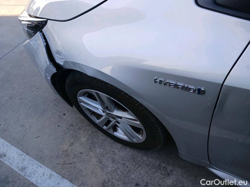  Toyota  Corolla TOYOTA  / 2019 / 5P / familiar 1.8 125H ACTIVE TECH E-CVT TOU SPORT #1