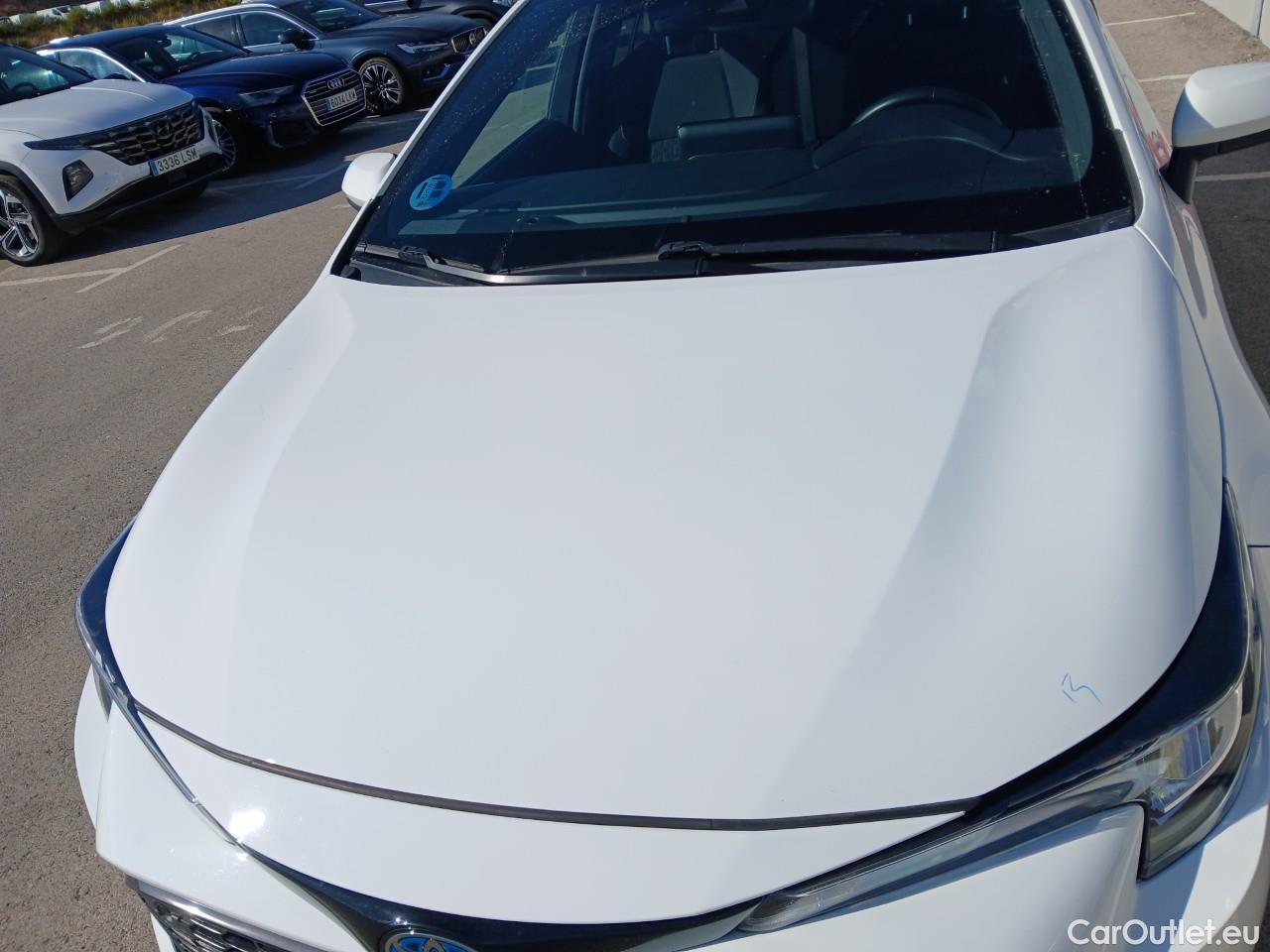 Toyota  Corolla TOYOTA  / 2019 / 5P / familiar 1.8 125H ACTIVE TECH E-CVT TOU SPORT #7