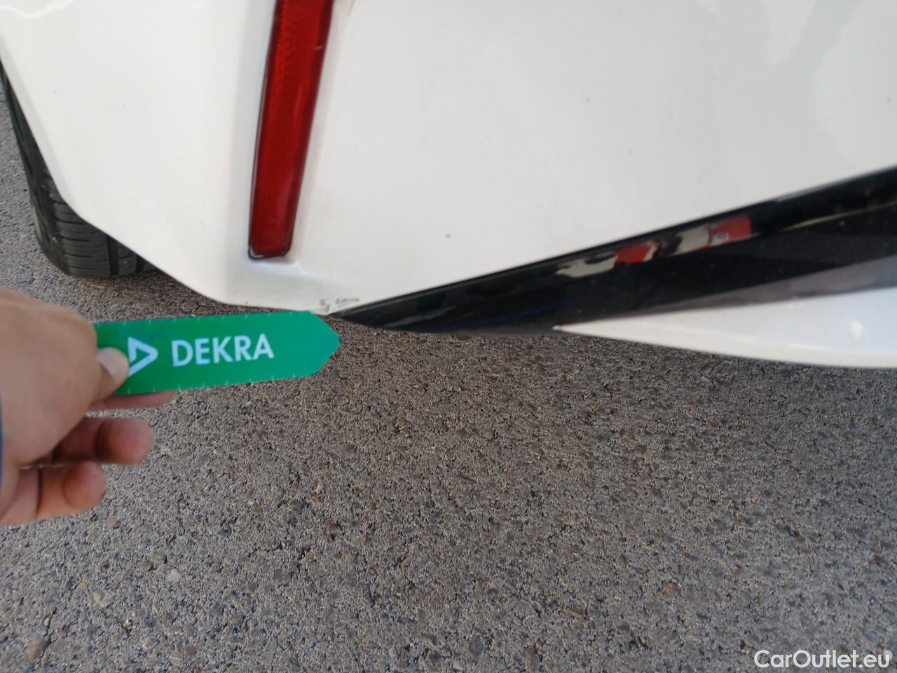  Toyota  Corolla TOYOTA  / 2019 / 5P / familiar 1.8 125H ACTIVE TECH E-CVT TOU SPORT #19