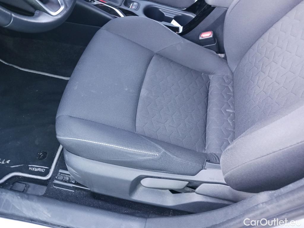  Toyota  Corolla TOYOTA  / 2019 / 5P / familiar 1.8 125H ACTIVE TECH E-CVT TOU SPORT #22