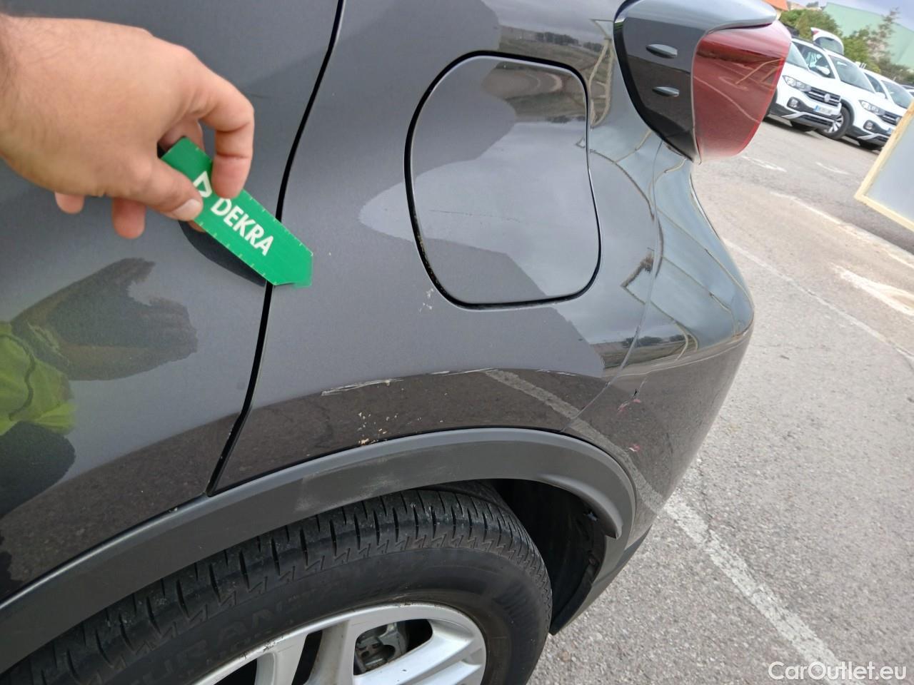  Toyota  C-HR TOYOTA  / 2019 / 5P / todoterreno 1.8 125H Active #25
