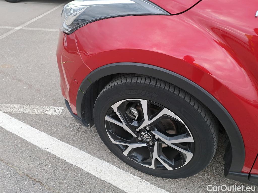  Toyota  C-HR TOYOTA  / 2019 / 5P / todoterreno 2.0 180H Advance #46