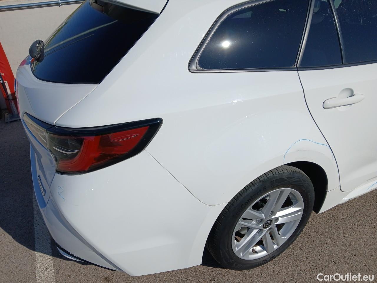  Toyota  Corolla TOYOTA  / 2019 / 5P / familiar 1.8 125H ACTIVE TECH E-CVT TOU SPORT #22