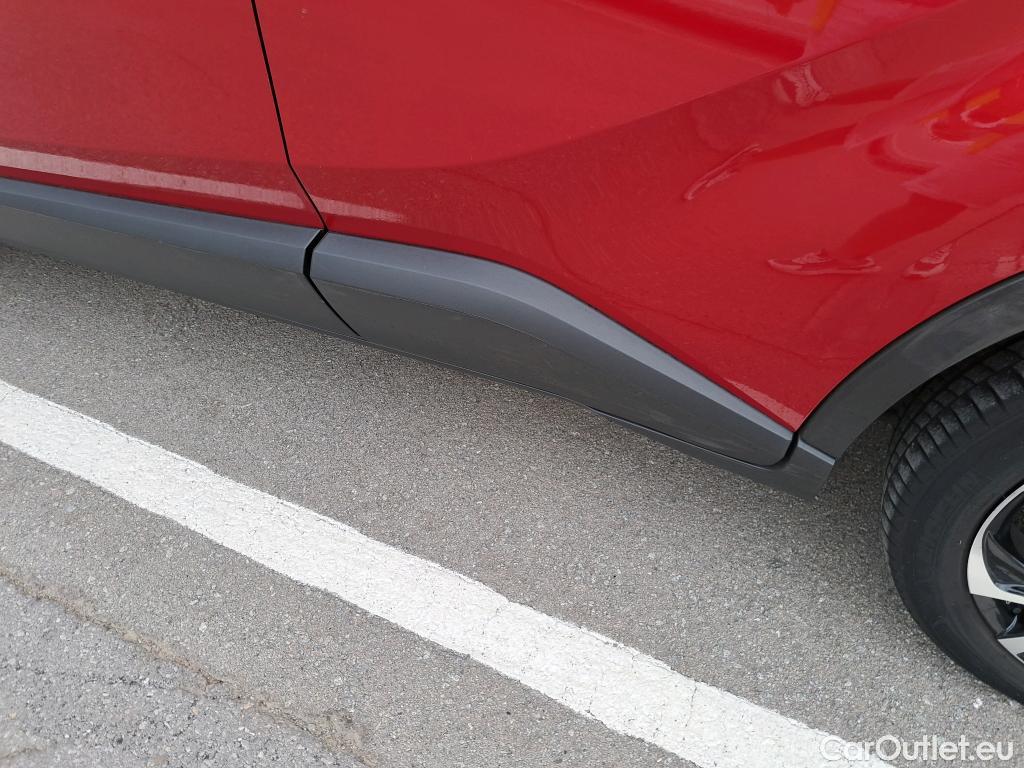  Toyota  C-HR TOYOTA  / 2019 / 5P / todoterreno 2.0 180H Advance #32