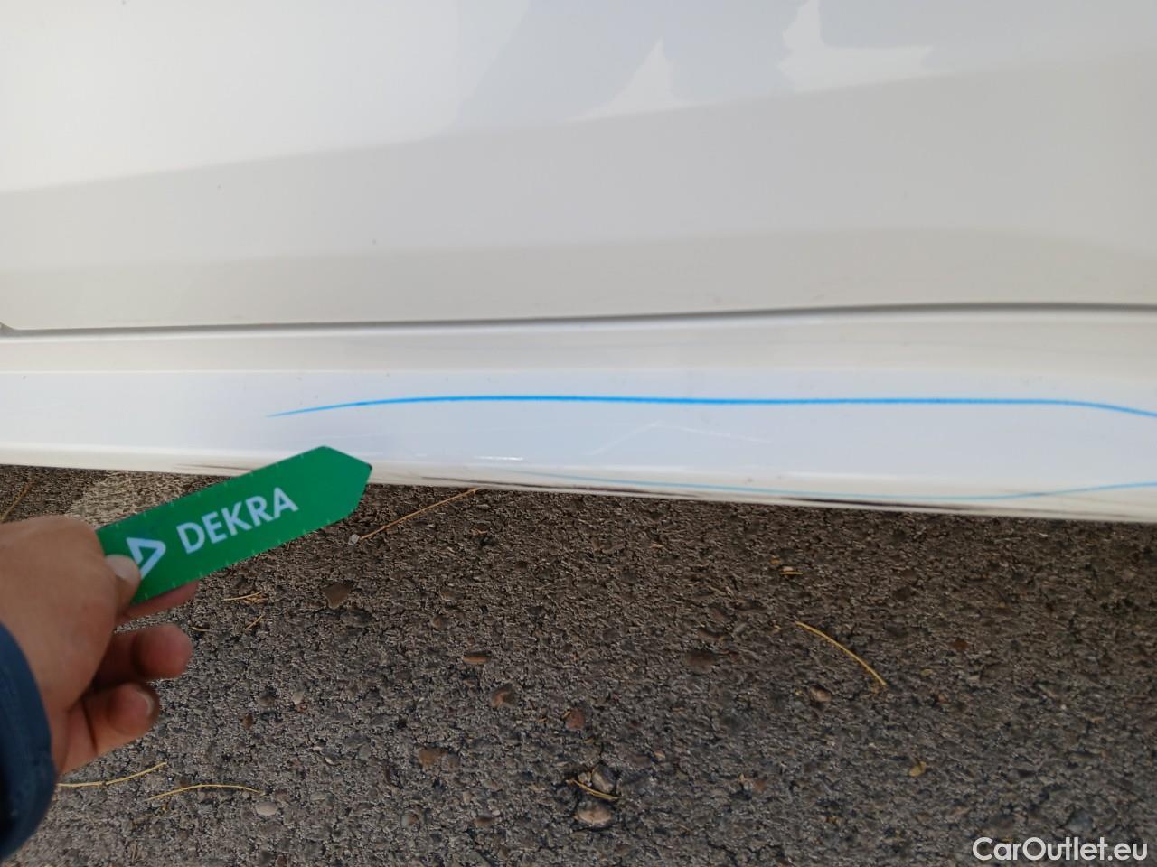  Toyota  Corolla TOYOTA  / 2019 / 5P / familiar 1.8 125H ACTIVE TECH E-CVT TOU SPORT #17