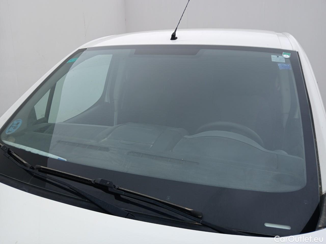  Citroen  Berlingo CITROEN  / 2015 / 3P / furgón derivado de turismo BlueHDi 74KW (100CV) #30