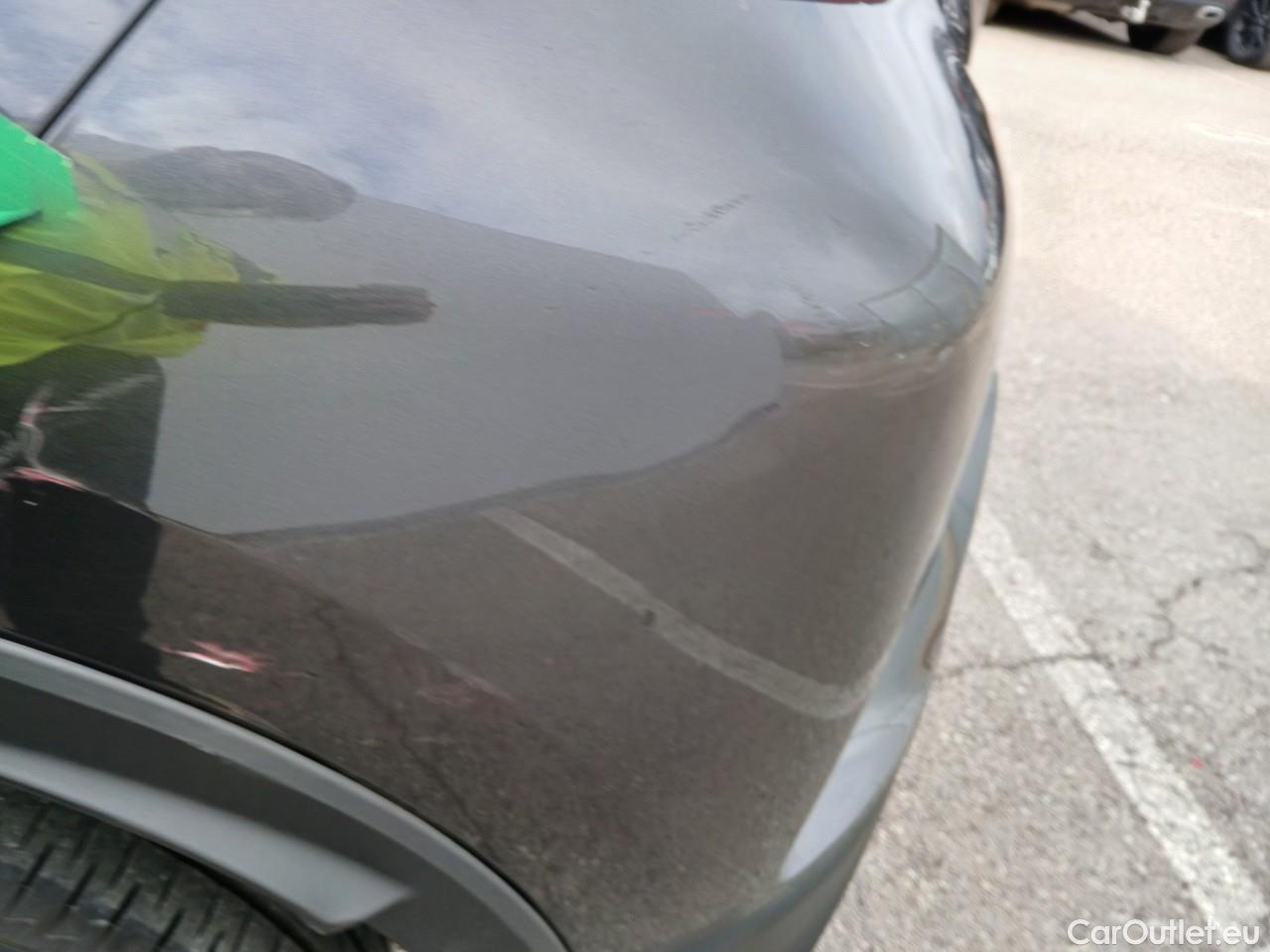  Toyota  C-HR TOYOTA  / 2019 / 5P / todoterreno 1.8 125H Active #29
