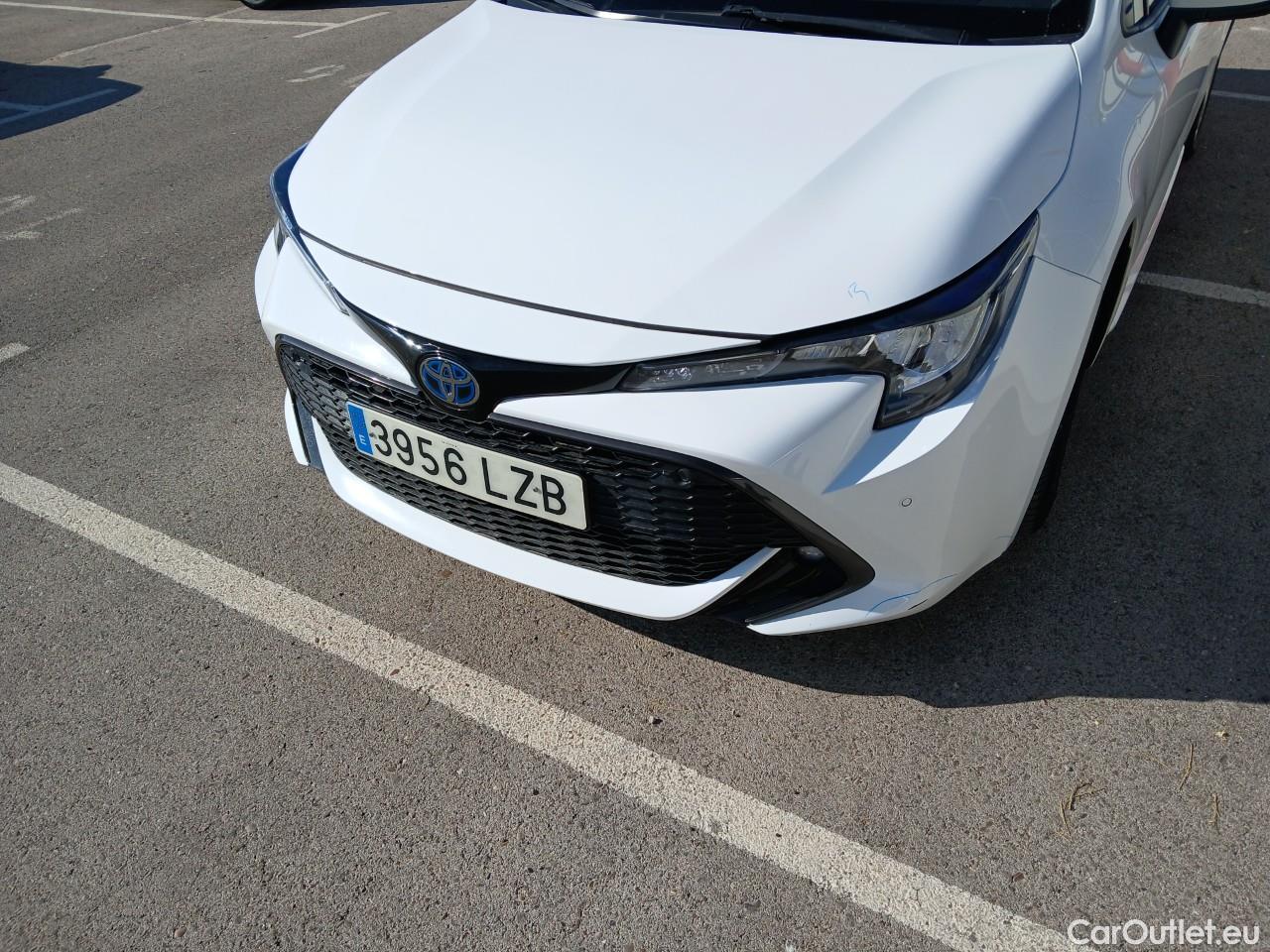  Toyota  Corolla TOYOTA  / 2019 / 5P / familiar 1.8 125H ACTIVE TECH E-CVT TOU SPORT #6