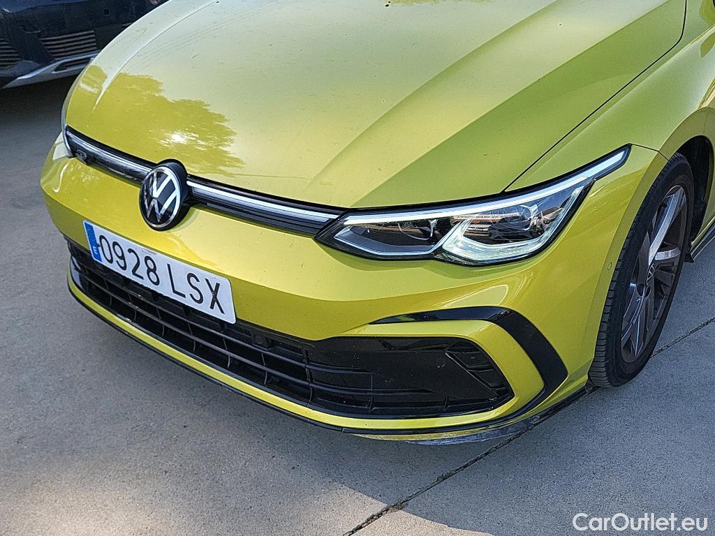  Volkswagen  Golf  VIII Berlina R-Line 2.0 TDI 150CV AT7 E6dT #3