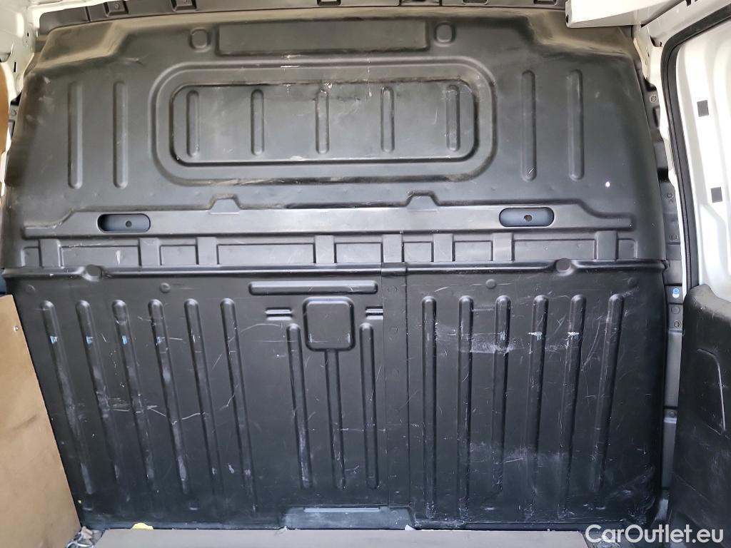  Citroen  Berlingo  Furgón Control M 1.5 BlueHDi 100CV MT5 E6dT #26