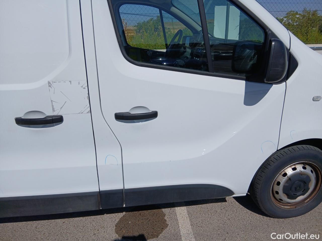  Renault  Trafic RENAULT  / 2019 / 4P / furgón Furgón 29 L2H1 Energy BluedCi 88 kW ***ISOTERMO + EQUIPO FRIO*** #55