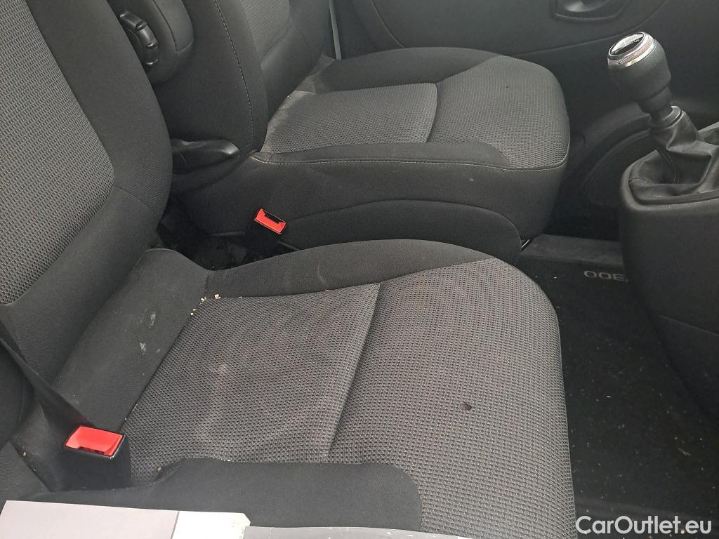  Nissan  NV300 NISSAN  / 2016 / 4P / furgón 2.0dCi 88kW (120CV) L1H1 1T Optima #61