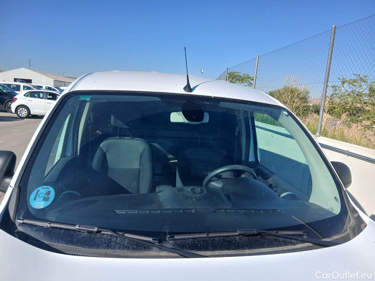  Nissan  NV200 NISSAN NV250 / 2019 / 4P / furgón 2pl 1.5dCi 70 kW (95 CV) L2H1 COMFORT #33