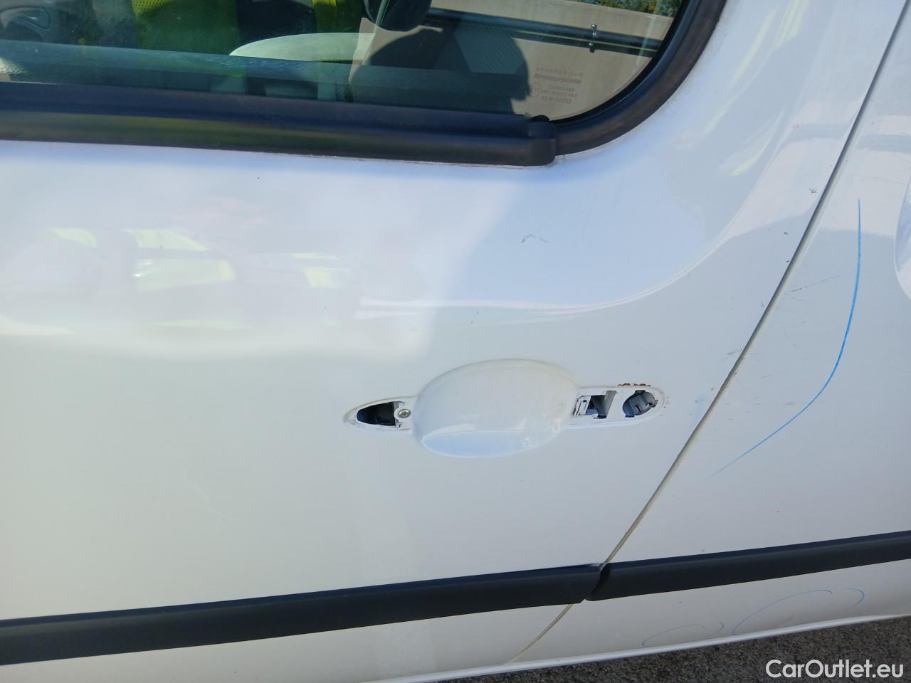  Nissan  NV200 NISSAN NV250 / 2019 / 4P / furgón 2pl 1.5dCi 70 kW (95 CV) L2H1 COMFORT #39