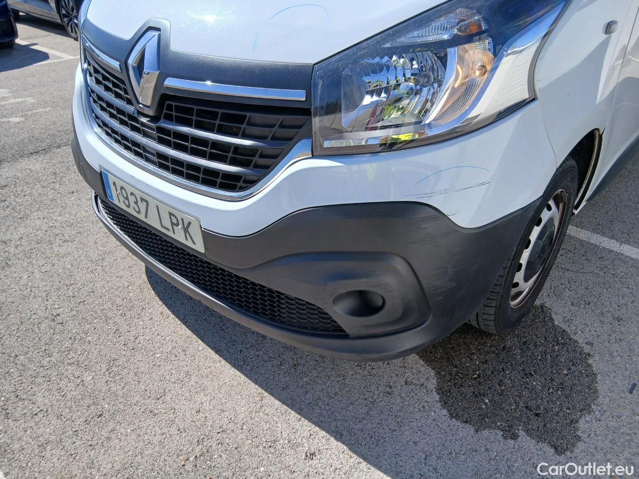  Renault  Trafic RENAULT  / 2019 / 4P / furgón Furgón 29 L2H1 Energy BluedCi 88 kW ***ISOTERMO + EQUIPO FRIO*** #3