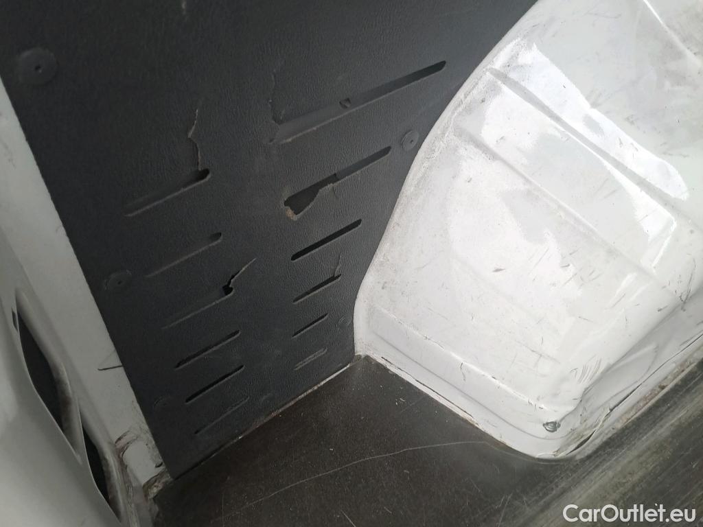  Peugeot  Boxer  Furgón Techo Elevado 335 L3H2 Premium BlueHDi 140 Stop&Start HDi #44