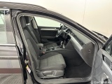  Volkswagen  Passat Variant 2.0 TDI SCR Business Manual Diesel  27 #6