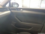  Volkswagen  Passat Variant 2.0 TDI SCR DSG Business Automatic Diesel  36 #17