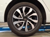  Volkswagen  Golf  2.0 TDI SCR active Manual Diesel  41 #35