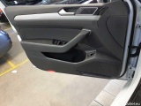  Volkswagen  Passat Variant 2.0 TDI SCR DSG Business Automatic Diesel  73 #18
