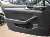  Volkswagen  Passat Variant 2.0 TDI SCR DSG Business Automatic Diesel  90 #20